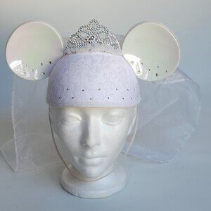 Disney Minnie and Mickey Mouse EARS Bride Veil sparkle and shine
